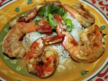 Subtle but delicious green curry prawns